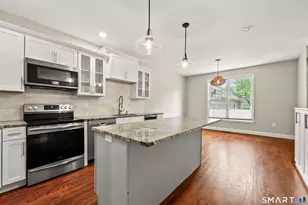 14 Harwich Ln, West Hartford, CT 06117 - Photo 2