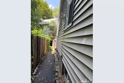 246 Goffe Terrace, New Haven, CT 06511 - Photo 16