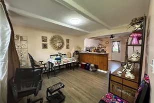 165 Greenfield Dr, Bridgeport, CT 06608 - Photo 18