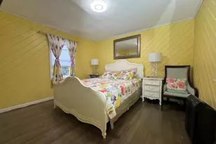 165 Greenfield Dr, Bridgeport, CT 06608 - Photo 24