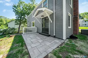 38 Roberts Ln, West Hartford, CT 06107 - Photo 40