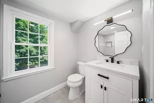 38 Roberts Ln, West Hartford, CT 06107 - Photo 22