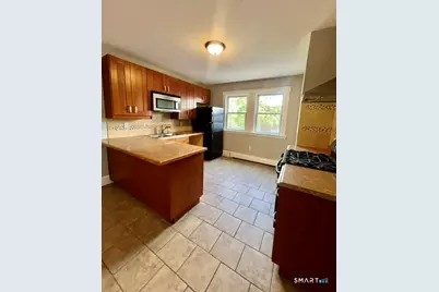 378 Prospect Avenue #3 Fl, Hartford, CT 06105 - Photo 6