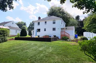 68 Farmingdale Rd, Wethersfield, CT 06109 - Photo 32