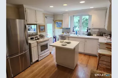 68 Farmingdale Road, Wethersfield, CT 06109 - Photo 12