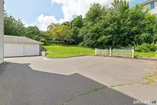 126 Booth St, New Britain, CT 06053 - Photo 4