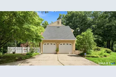 40 Rockledge Drive, Avon, CT 06001 - Photo 4