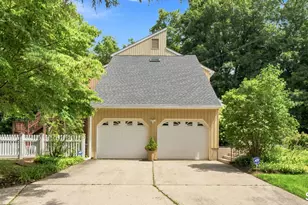 40 Rockledge Dr, Avon, CT 06001 - Photo 4