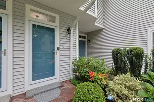 25 Rivendell Dr, Shelton, CT 06484 - Photo 2