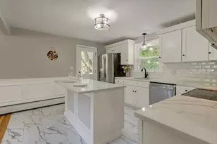 27 Meadow Rd, Burlington, CT 06013 - Photo 10