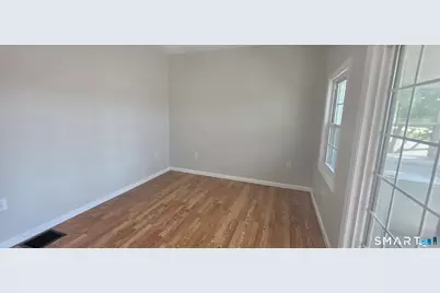 279 Captain Thomas Boulevard #1st Fl, West Haven, CT 06516 - Photo 4