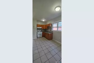 279 Captain Thomas Boulevard #1st Fl, West Haven, CT 06516 - Photo 10