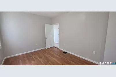 279 Captain Thomas Boulevard #1st Fl, West Haven, CT 06516 - Photo 20