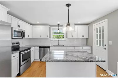 314 West Hill Road, Newington, CT 06111 - Photo 4