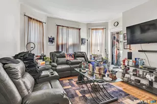 196 Blatchley Ave, New Haven, CT 06513 - Photo 8
