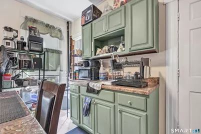 196 Blatchley Avenue, New Haven, CT 06513 - Photo 18