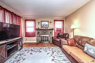 54 Aldo St, Bridgeport, CT 06606 - Photo 6