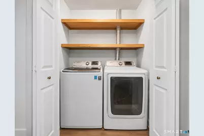 39 Commodore Commons #39, Derby, CT 06418 - Photo 8