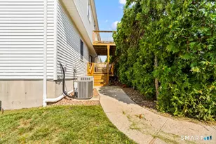 39 Commodore Commons, Derby, CT 06418 - Photo 16