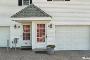 39 Commodore Commons, Derby, CT 06418 - Photo 1