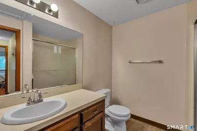 17 Oak Forest Drive #5, Manchester, CT 06040 - Photo 10