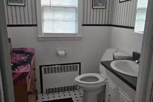 45 Schultz St, New Britain, CT 06051 - Photo 16