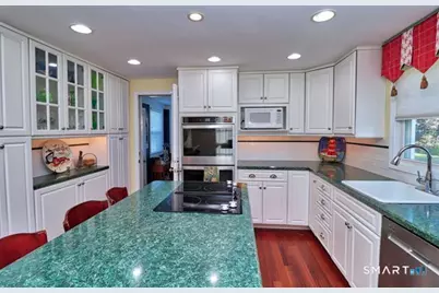 18 Corsino Avenue, Old Lyme, CT 06371 - Photo 10