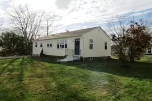 35 Flagler Ave, Old Lyme, CT 06371 - Photo 1