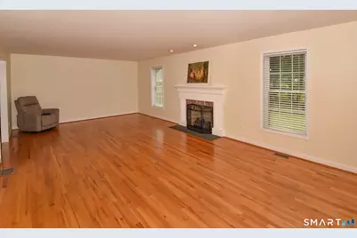 10 Coughlin Road, Manchester, CT 06040 - Photo 6