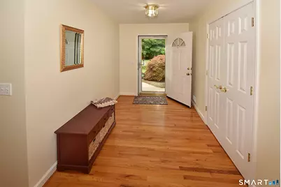 10 Coughlin Road, Manchester, CT 06040 - Photo 4