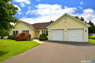10 Coughlin Rd, Manchester, CT 06040 - Photo 2