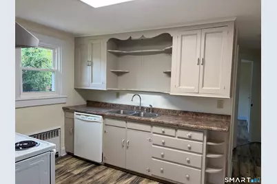 119 Old Boston Post Road #2nd Floor, Old Saybrook, CT 06475 - Photo 4