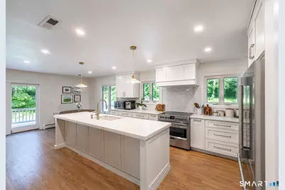 35 Katrina Circle, Bethel, CT 06801 - Photo 4