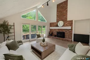 35 Katrina Cir, Bethel, CT 06801 - Photo 6