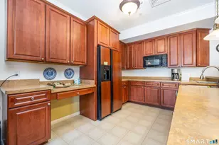 1 West St, Simsbury, CT 06070 - Photo 36