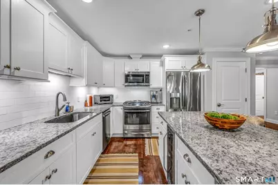 2 Bishop Road #204, West Hartford, CT 06119 - Photo 10
