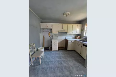 49 Ridge Road #4, Naugatuck, CT 06770 - Photo 8