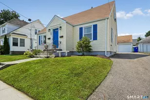 185 Oakland St, Stratford, CT 06615 - Photo 1
