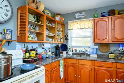 153 Baker Avenue, Groton, CT 06340 - Photo 10