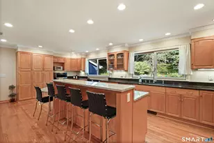 1171 Riverbank Rd, Stamford, CT 06903 - Photo 6