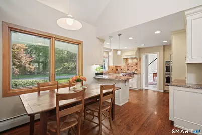 70 Chestnut Hill Lane, Stamford, CT 06903 - Photo 6