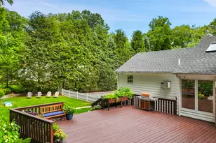 70 Chestnut Hill Ln, Stamford, CT 06903 - Photo 32