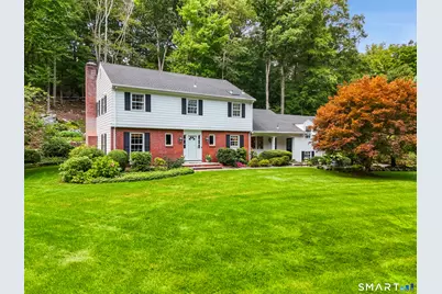 70 Chestnut Hill Lane, Stamford, CT 06903 - Photo 1