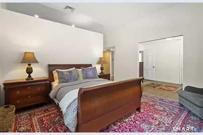 70 Chestnut Hill Lane, Stamford, CT 06903 - Photo 24