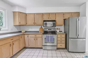 139 Governor Trumbull Way, Trumbull, CT 06611 - Photo 12