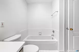 139 Governor Trumbull Way, Trumbull, CT 06611 - Photo 18