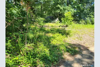 85 Military Highway, Ledyard, CT 06335 - Photo 6