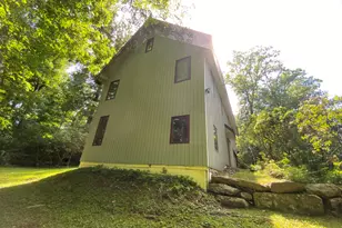 26 Eastwood Dr, Branford, CT 06405 - Photo 28