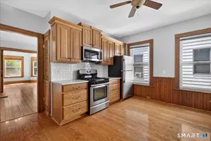 35 Tilton St, New Haven, CT 06511 - Photo 4