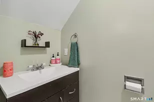 186 Stillwater Ave, Stamford, CT 06902 - Photo 14
